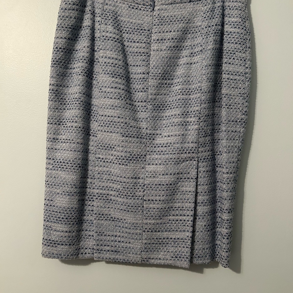 Pink Tartan 2 piece jacket and skirt in size 14   Nice shades of blue colours - Picture 11 of 11
